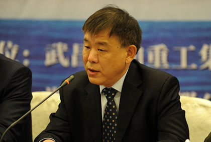 武船集团副总经理王渭龄致辞
